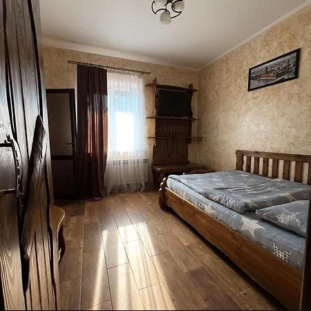 Mini-Hotel Neptun Rivne Exterior photo
